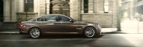 BMW 7系四门轿车