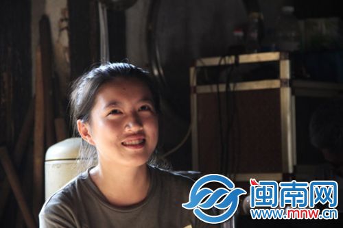 助学学子吴衍燕