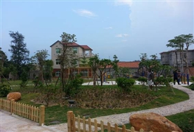 改造后焕然一新的小公园
