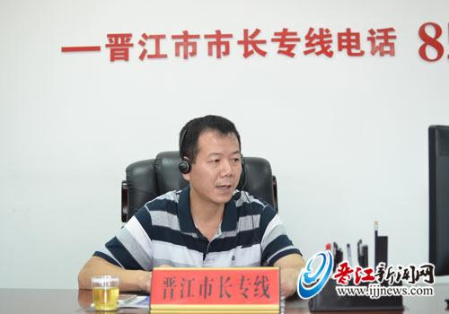 安海镇镇长李志强