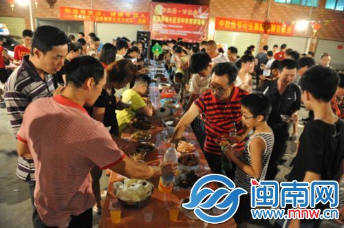 銆&euro;鈻跺皬鍖烘湁瓒呭崐鏁颁笟涓诲弬鍔犱簡杩欐娲诲姩