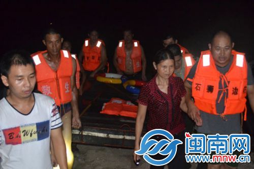 缁忓崐灏忔椂鏁戞彺锛屼笁浜烘垚鍔熶笂宀?jpg