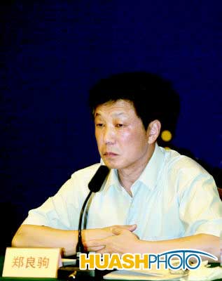 陕西省侨联党组书记郑良驹