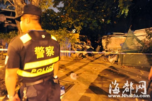 火灾发生后，警方在现场拉起警戒线
