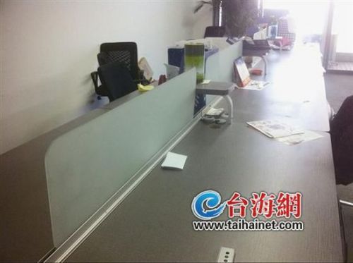 厦门索力的一些办公室已人去楼空，电脑也被员工搬走