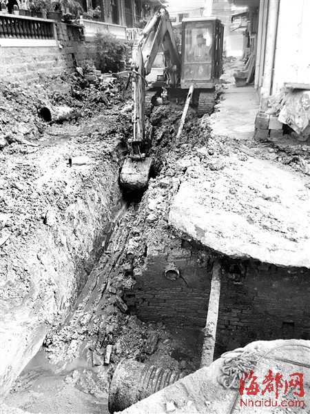 莆田荔城一小区改造污水管竟接雨水管 证实是