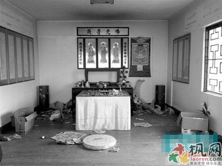 广东阳江地税局程村分局局长林其军别墅中的佛堂