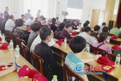 首批文明督导员共有50人