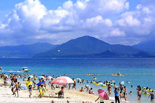东北三省将有20万老人奔赴三亚过冬 房子租金涨幅达15%