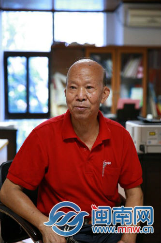 一说到泉州的文化，温老就忍不住说个不停