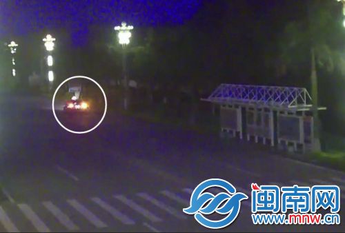 推行约20米才停下，刘某当场身亡