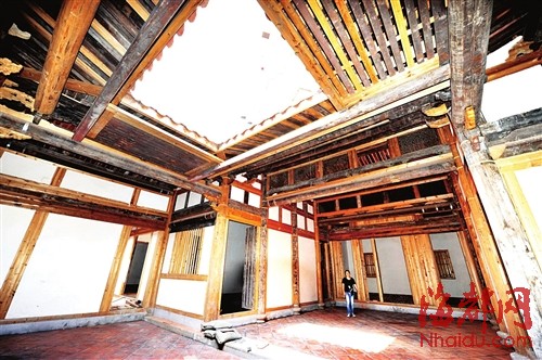 迁建的翁氏民居，旧件修补后能用，绝不换新