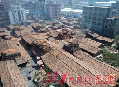 砖窑产生的黑烟~