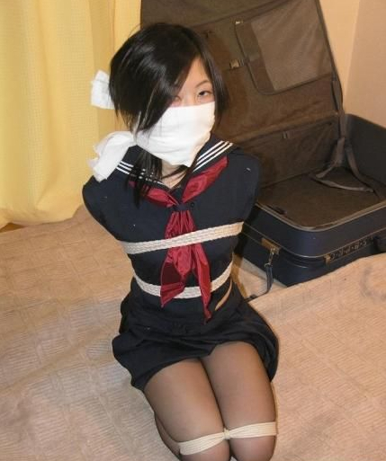 调查称过半女性渴望被捆绑虐待