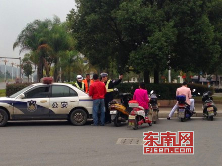 警察整治交通违规（资料图）