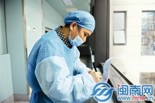 昨日，妞爸向乐捐平台善款接收方中华少年儿童慈善救助基金会申请儿童紧急救助
