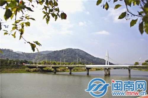 南溪东南花都流域，风景宜人