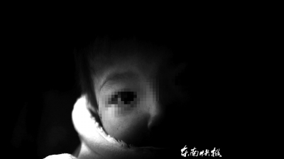 毛毛（化名）有一双清沏的眼睛