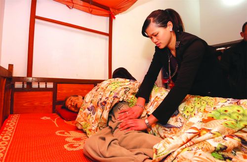 九旬老人有个28岁孝孙媳