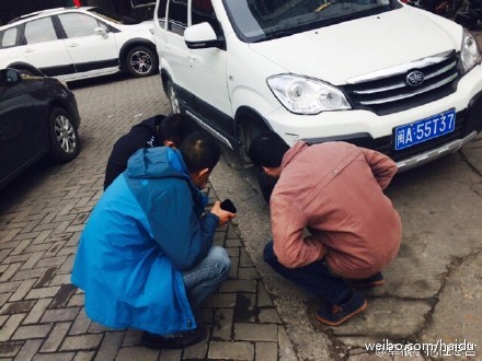 福州西洪路一男子开车途中猝死 图片
