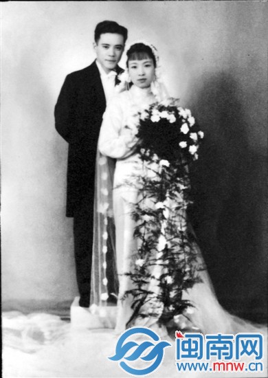 1936年在上海举行的西式婚礼是她一生最好的回忆