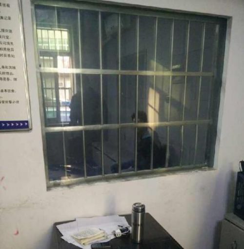 南昌男子吸毒生幻觉 持刀冲入小学致一学生受伤