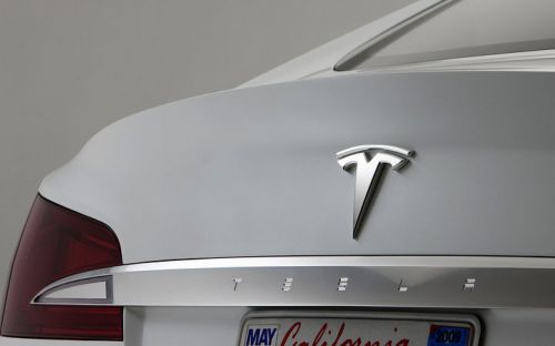 特斯拉第四季度中国销量下滑 股价受油价影响