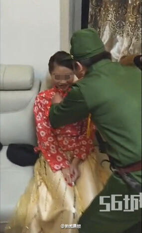 男子扮“太君”闹洞房调戏新娘