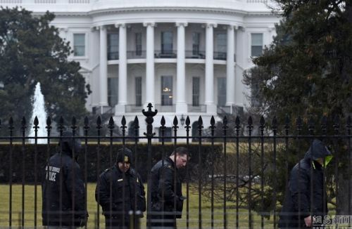 美国白宫遭小型无人机闯入 生产商疑为中国公