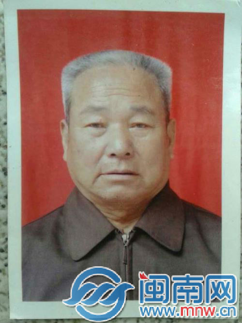 陈先生提供的父亲照片