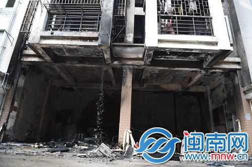 居民稱，該架空層曾被隔成若干小房間