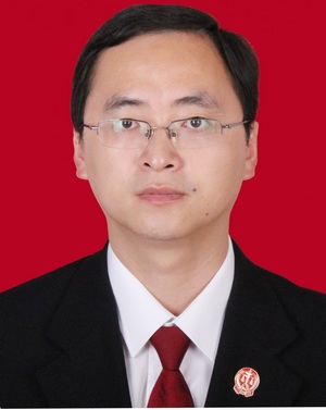 李勤模，男，1980年1月出生，大学学历，法律硕士学位，中共党员，现任大田县人民法院建设人民法庭庭长。