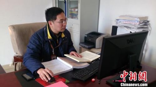 国图携手福建省图为全国两会定制文献资源服务