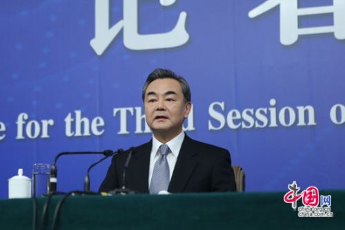 外交部部长王毅回答中外记者提问