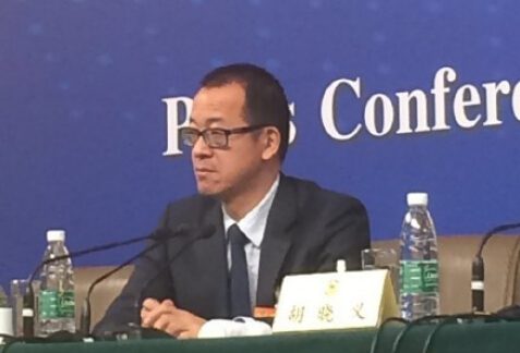 俞敏洪:农村老师的待遇一定要超过城市的