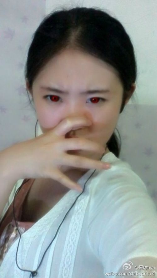 翻版刘亦菲@喋喋咿呀微博资料照片曝光 武汉