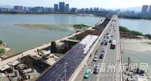 金山大桥复线桥主线桥悬浇梁施工完成过半