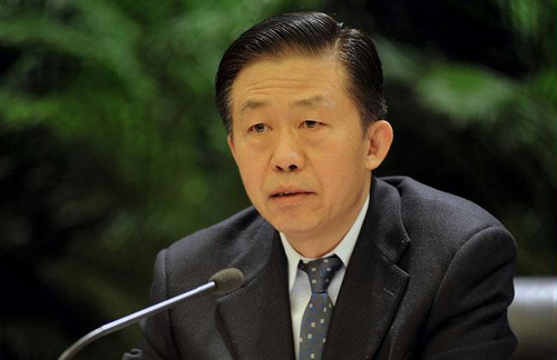 肖捷，中央委员，出生于1957年6月，2013年3月到任。此前任国税总局局长。