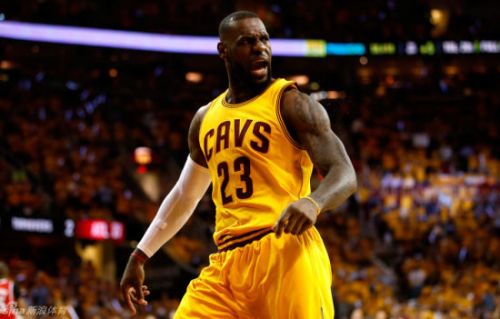 NBA东部决赛G4骑士vs老鹰最新战况:半场詹皇