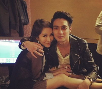  双E恋 闹分手? 萧亚轩被男友Elory取关社交网站