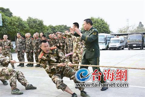 湖南小伙在漳度过“成年礼”