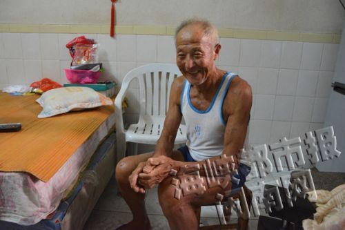 “二次篮板”黄孝廉