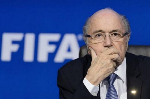 曝FIFA主席 布拉特停职 90天 普拉蒂尼暂未受处
