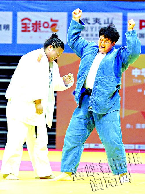 为福州队拿到首金，孔佳意振臂高呼