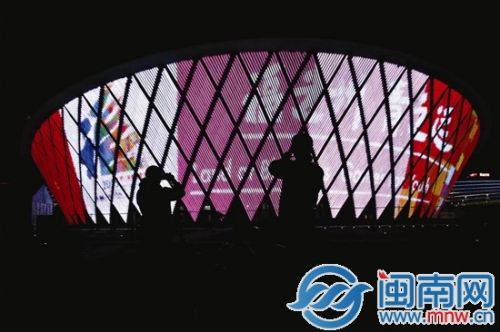 比赛之余，不少运动员用手机记录下福州的美景