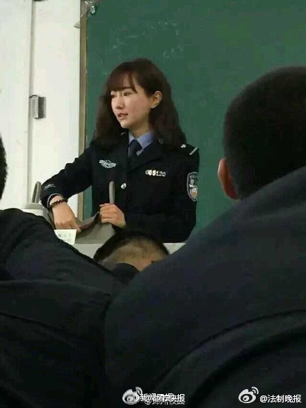 河南最美女教师火爆全校