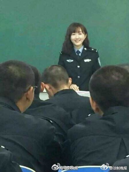 河南最美女教师火爆全校