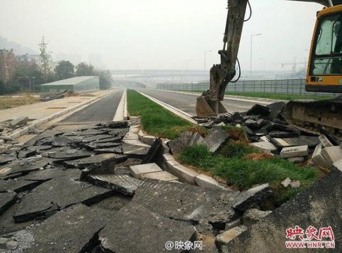 河南新修道路通车5天后领导一句话重新开挖