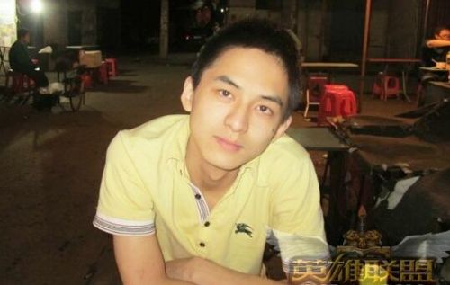 LOL神秘魔偶活动 主播草莓4000抽到花木兰