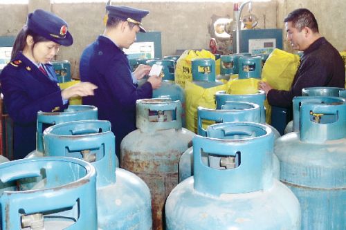 郑爱国摄影报道